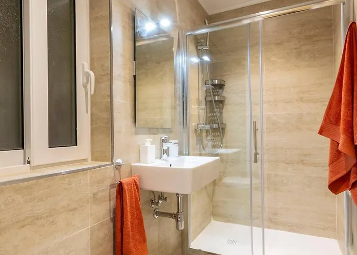 Beautiful Modern 2br Apartment