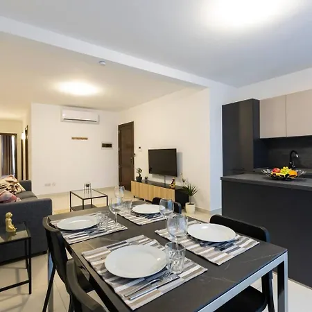 Beautiful Modern 2br Apartment *