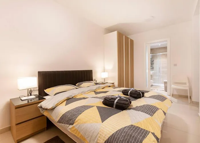 Beautiful Modern 2br Apartmán