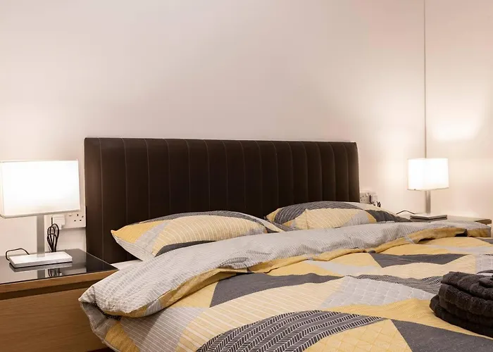 Beautiful Modern 2br